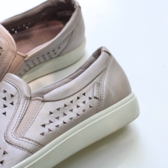 Ecco soft slip on shoes - Picture 5 of 12